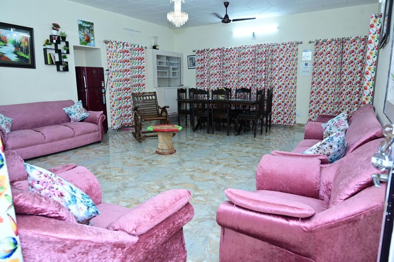 Dhairya'S Villa Home Away From Home Dzsammu Kültér fotó