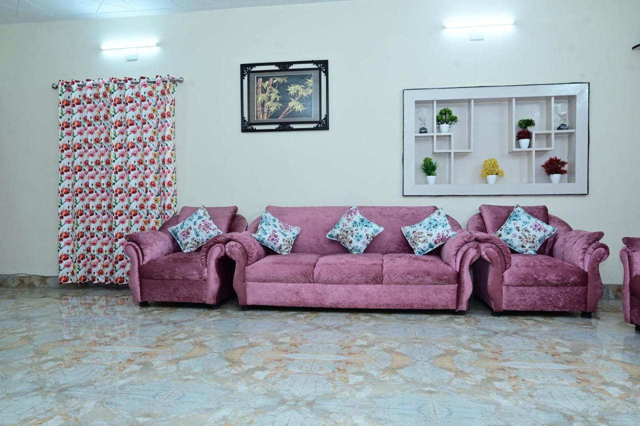 Dhairya'S Villa Home Away From Home Dzsammu Kültér fotó